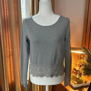 Abercrombie Fitch Gray Lace Trim Long Sleeve Sweatshirt Top Women's Medium